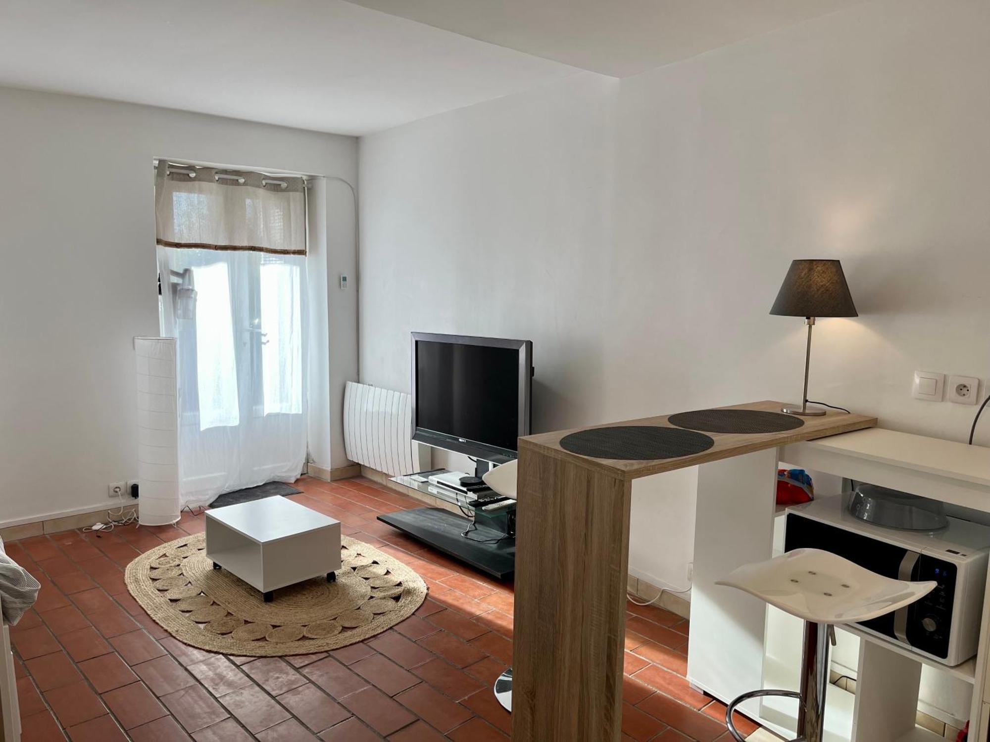 La Vue Secrete De Neauphle Apartment Bagian luar foto