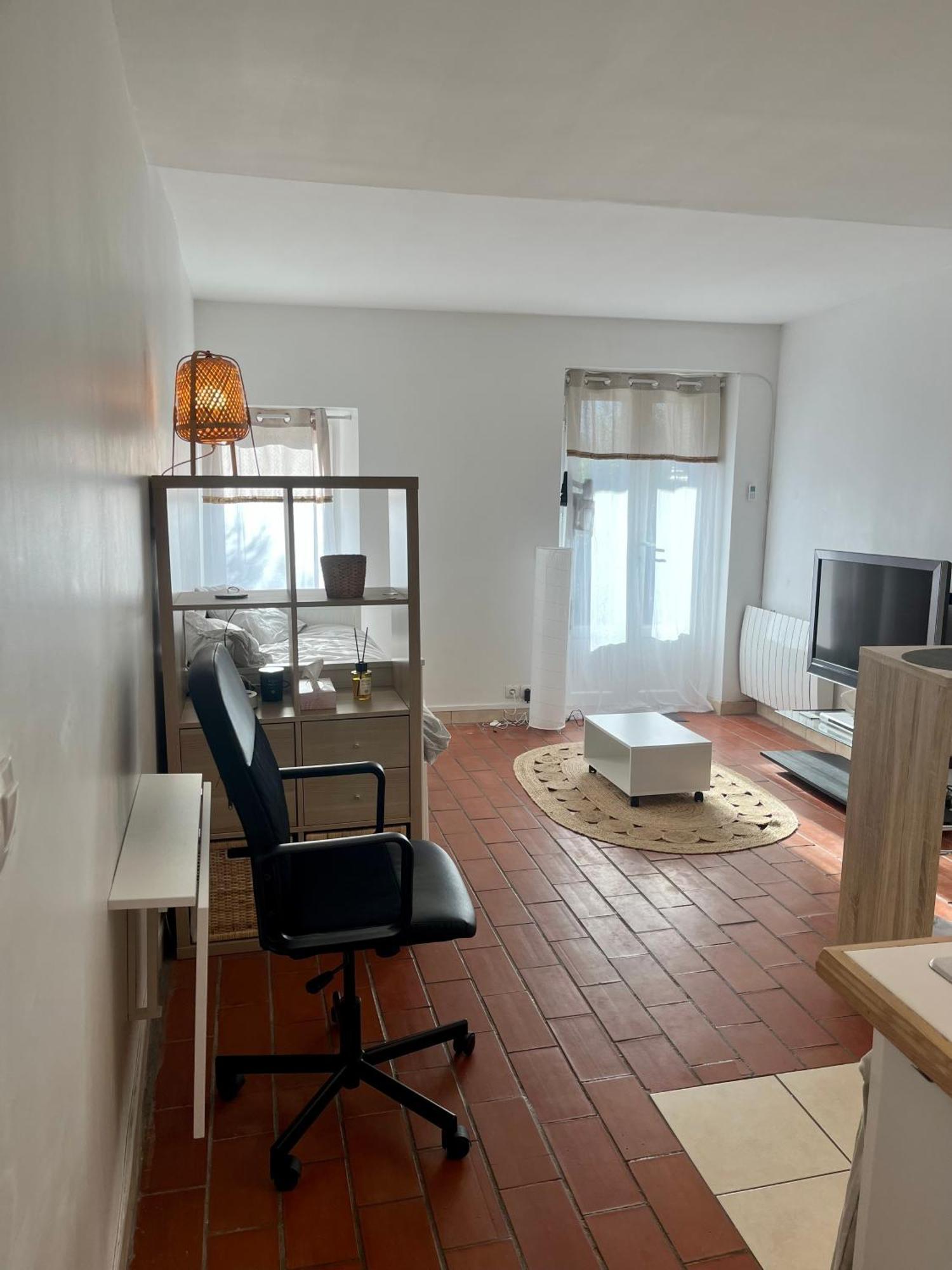 La Vue Secrete De Neauphle Apartment Bagian luar foto