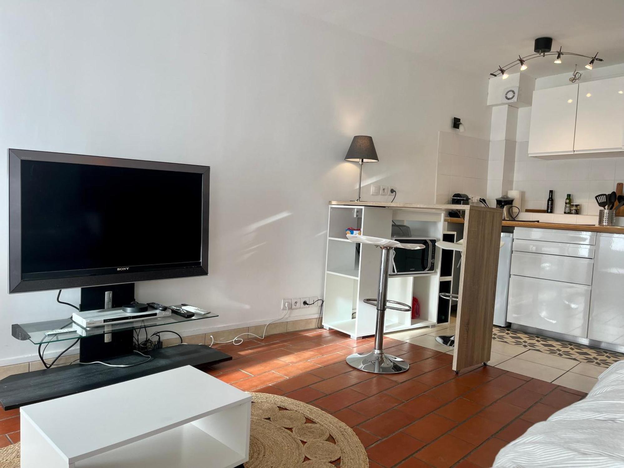 La Vue Secrete De Neauphle Apartment Bagian luar foto
